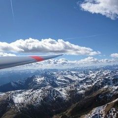 Flugwegposition um 13:58:52: Aufgenommen in der Nähe von Gemeinde Sachsenburg, Österreich in 2995 Meter