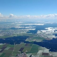 Flugwegposition um 12:35:56: Aufgenommen in der Nähe von München, Deutschland in 1674 Meter