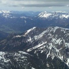 Flugwegposition um 13:04:08: Aufgenommen in der Nähe von Gaishorn am See, Österreich in 2725 Meter
