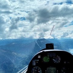 Flugwegposition um 13:45:45: Aufgenommen in der Nähe von Gemeinde Steinbach am Attersee, Österreich in 2097 Meter