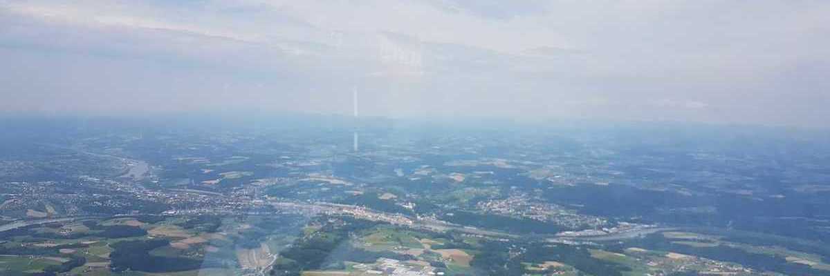 Flugwegposition um 11:53:56: Aufgenommen in der Nähe von Gemeinde Schardenberg, Österreich in 1471 Meter