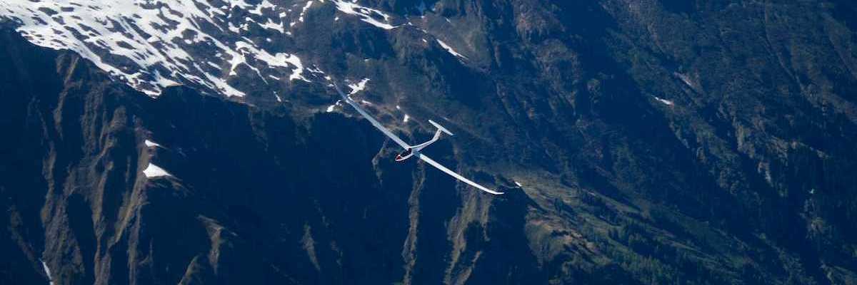 Flugwegposition um 15:09:34: Aufgenommen in der Nähe von Gemeinde Gerlos, Österreich in 3211 Meter