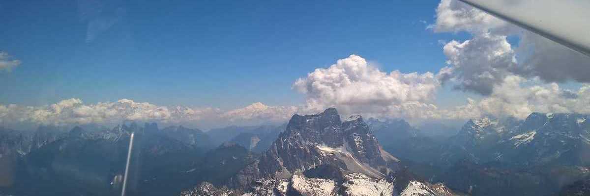 Flugwegposition um 12:42:38: Aufgenommen in der Nähe von Cortina d'Ampezzo, Belluno, Italien in 3255 Meter