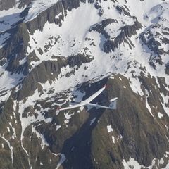 Flugwegposition um 15:03:19: Aufgenommen in der Nähe von Gemeinde Bramberg am Wildkogel, Österreich in 3837 Meter