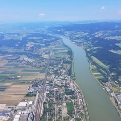 Verortung via Georeferenzierung der Kamera: Aufgenommen in der Nähe von Gemeinde Pöchlarn, Österreich in 1300 Meter