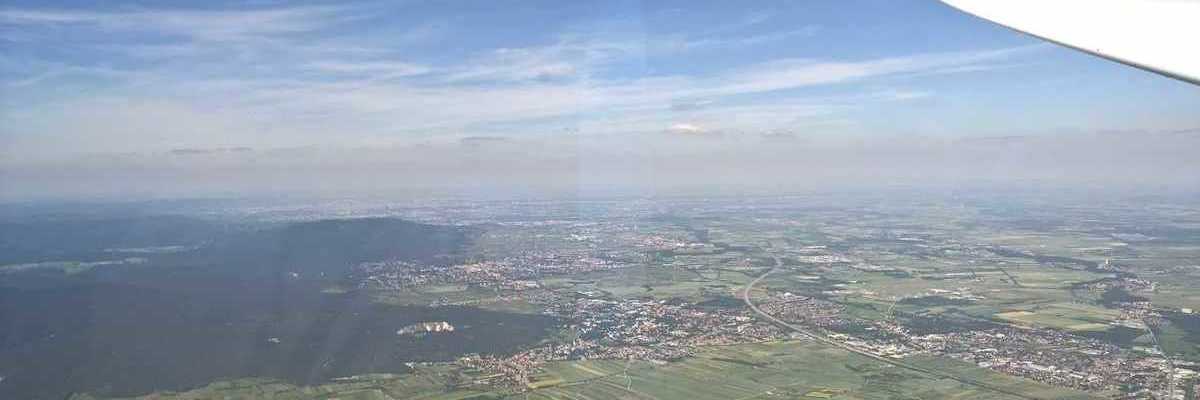 Verortung via Georeferenzierung der Kamera: Aufgenommen in der Nähe von Gemeinde Enzesfeld-Lindabrunn, Österreich in 1500 Meter
