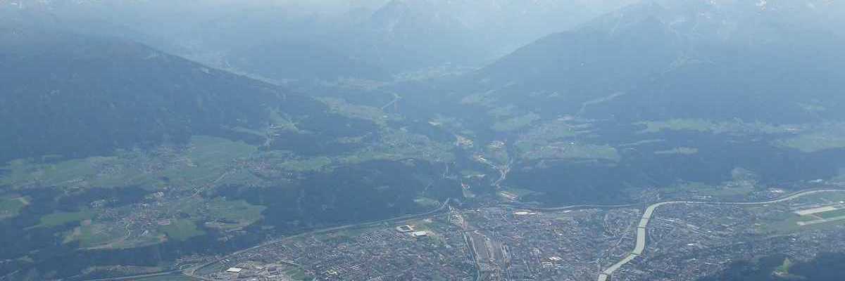 Flugwegposition um 12:45:04: Aufgenommen in der Nähe von Gemeinde Rum, Österreich in 2920 Meter