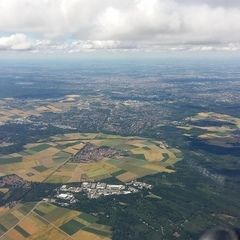 Flugwegposition um 12:31:14: Aufgenommen in der Nähe von München, Deutschland in 2203 Meter