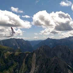 Flugwegposition um 12:48:22: Aufgenommen in der Nähe von 33018 Tarvis, Udine, Italien in 2349 Meter
