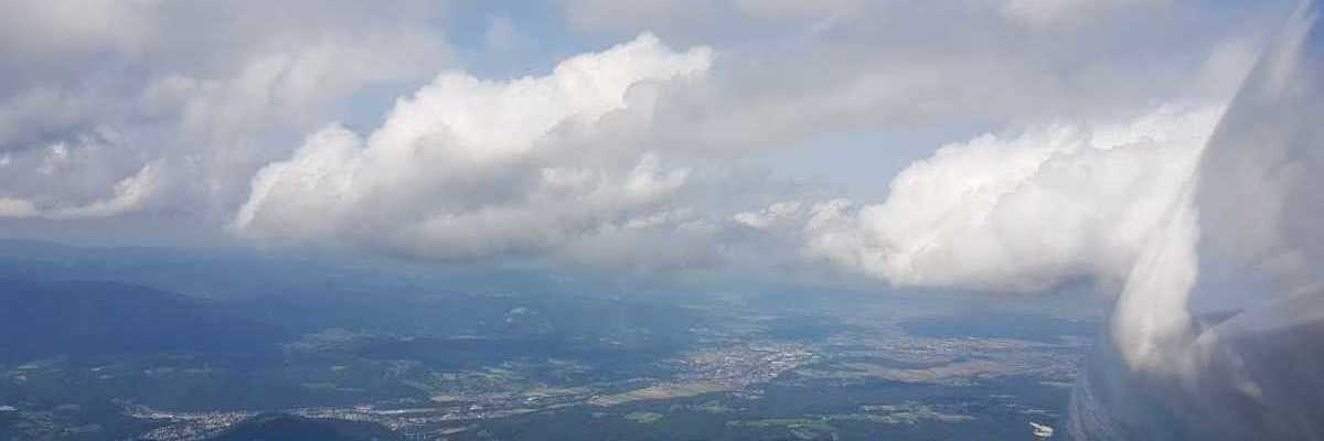 Flugwegposition um 13:01:14: Aufgenommen in der Nähe von Gemeinde Kirchberg am Wechsel, Österreich in 2300 Meter