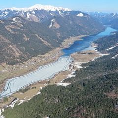 Flugwegposition um 14:47:59: Aufgenommen in der Nähe von Gemeinde Hermagor-Pressegger See, Österreich in 1213 Meter