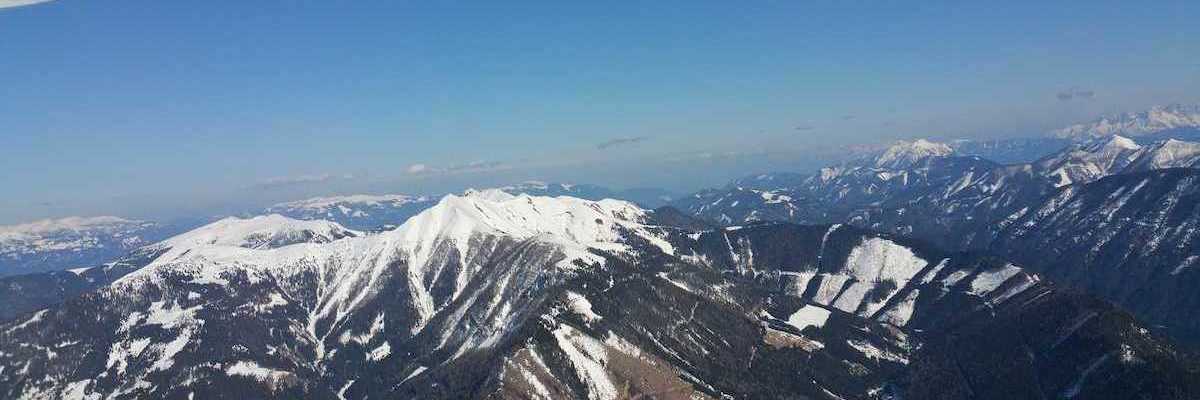 Flugwegposition um 14:24:23: Aufgenommen in der Nähe von Gemeinde Steinfeld, Steinfeld, Österreich in 2351 Meter
