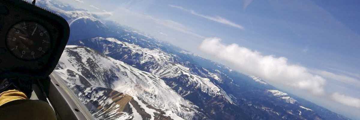 Flugwegposition um 13:02:54: Aufgenommen in der Nähe von Gemeinde Reichenau an der Rax, Österreich in 2460 Meter