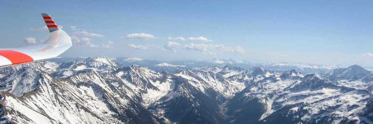 Flugwegposition um 11:19:36: Aufgenommen in der Nähe von Gemeinde Reichenau an der Rax, Österreich in 2111 Meter