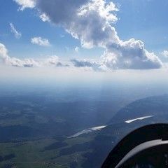Flugwegposition um 15:20:26: Aufgenommen in der Nähe von Gemeinde Pfarrkirchen im Mühlkreis, Österreich in 2226 Meter