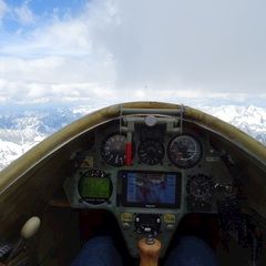 Flugwegposition um 13:18:22: Aufgenommen in der Nähe von Gemeinde St. Leonhard im Pitztal, 6481, Österreich in 2810 Meter