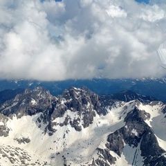 Flugwegposition um 14:53:52: Aufgenommen in der Nähe von Gemeinde Tristach, 9900 Tristach, Österreich in 2883 Meter