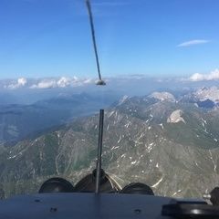 Flugwegposition um 16:30:41: Aufgenommen in der Nähe von Gemeinde Obertilliach, 9942 Obertilliach, Österreich in 3194 Meter