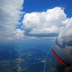 Flugwegposition um 11:30:58: Aufgenommen in der Nähe von Gemeinde Thal, Österreich in 2246 Meter