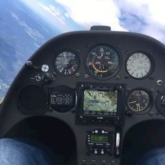 Flugwegposition um 13:23:55: Aufgenommen in der Nähe von Freyung-Grafenau, Deutschland in 2384 Meter