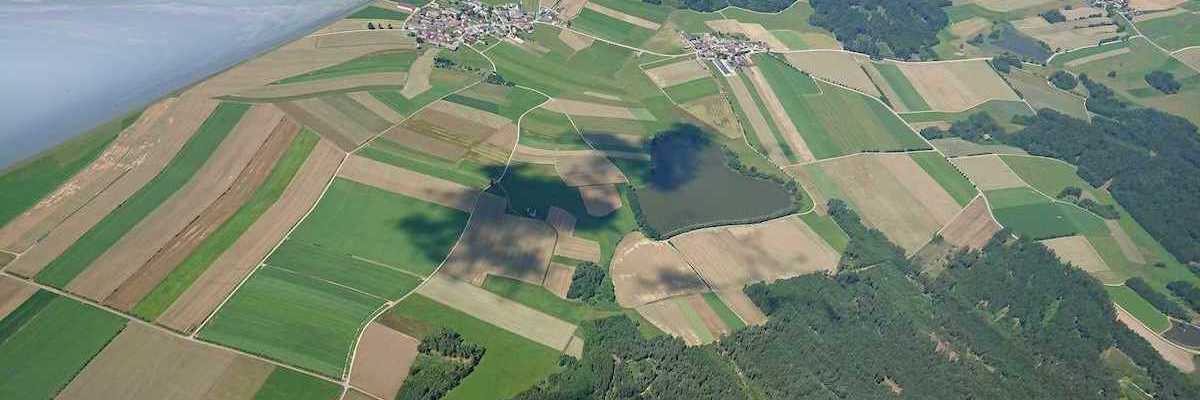 Flugwegposition um 10:08:02: Aufgenommen in der Nähe von Gemeinde Vitis, Österreich in 1762 Meter