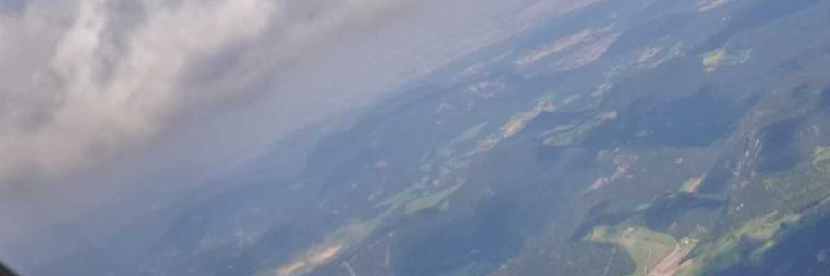 Flugwegposition um 14:02:09: Aufgenommen in der Nähe von Gemeinde Bürg-Vöstenhof, 2630, Österreich in 2453 Meter