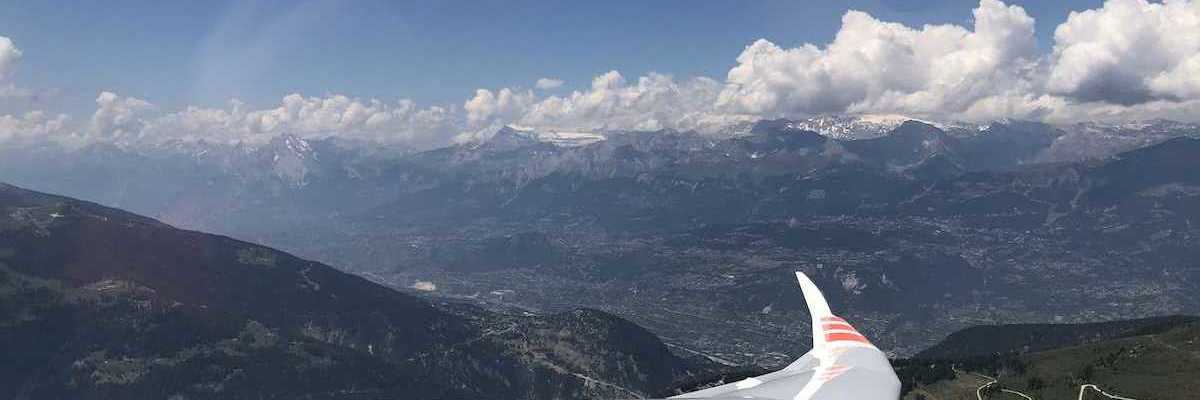Verortung via Georeferenzierung der Kamera: Aufgenommen in der Nähe von Bezirk Siders, Schweiz in 2700 Meter