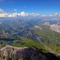 Flugwegposition um 13:36:35: Aufgenommen in der Nähe von Gemeinde St. Anton am Arlberg, 6580 St. Anton am Arlberg, Österreich in 2960 Meter