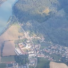 Flugwegposition um 16:05:20: Aufgenommen in der Nähe von Gemeinde Goldwörth, Österreich in 1229 Meter
