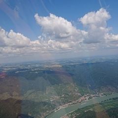 Flugwegposition um 10:12:55: Aufgenommen in der Nähe von Gemeinde Rossatz-Arnsdorf, Österreich in 1304 Meter