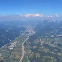 Flugwegposition um 13:38:08: Aufgenommen in der Nähe von Gemeinde Kirchbichl, Kirchbichl, Österreich in 2250 Meter