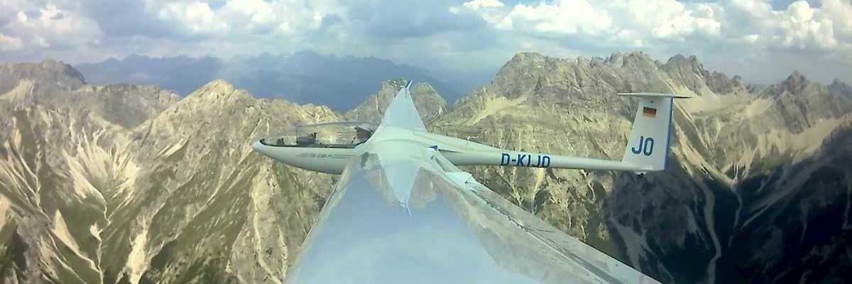 Flugwegposition um 11:11:54: Aufgenommen in der Nähe von Gemeinde Lesachtal, Österreich in 2391 Meter