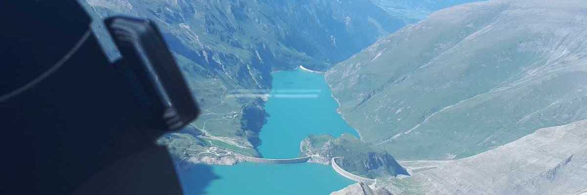 Flugwegposition um 14:04:53: Aufgenommen in der Nähe von Gemeinde Kaprun, Kaprun, Österreich in 3324 Meter