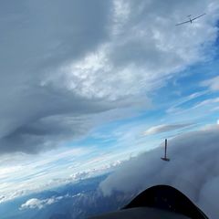 Flugwegposition um 14:30:56: Aufgenommen in der Nähe von Gemeinde Tulfes, Österreich in 4165 Meter