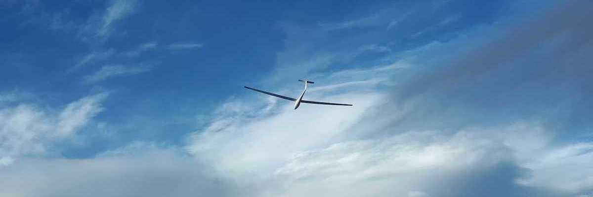 Flugwegposition um 14:56:56: Aufgenommen in der Nähe von Gemeinde Rinn, Rinn, Österreich in 3462 Meter