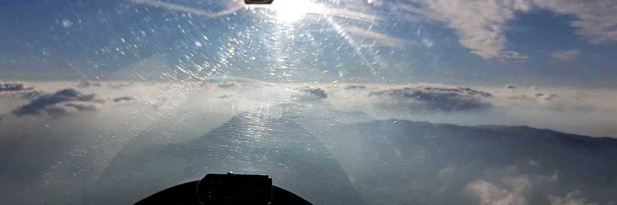 Flugwegposition um 15:02:24: Aufgenommen in der Nähe von Gemeinde Reichenau an der Rax, Österreich in 2237 Meter