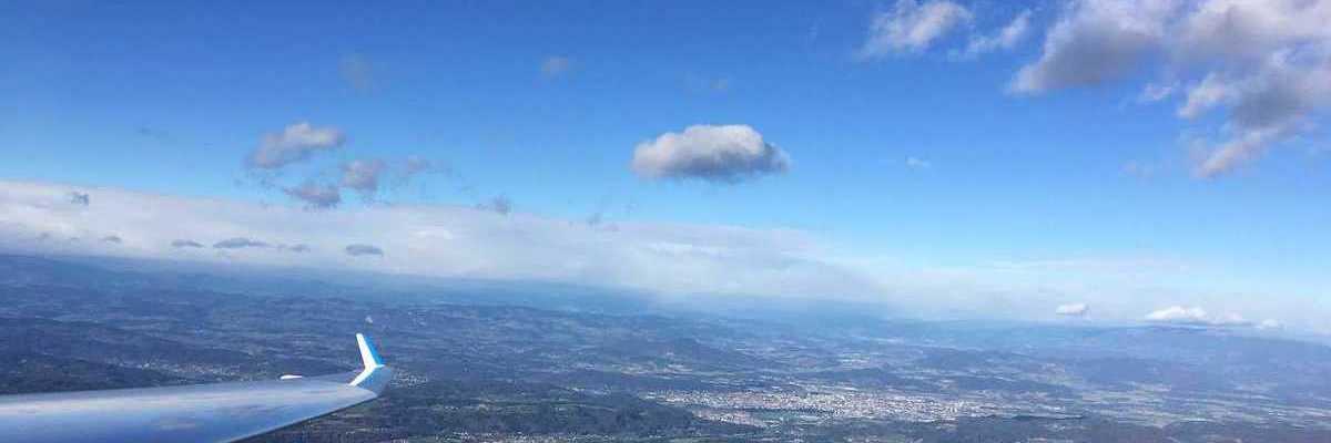 Flugwegposition um 13:55:01: Aufgenommen in der Nähe von Gemeinde Ferlach, Ferlach, Österreich in 2296 Meter