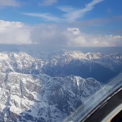 Flugwegposition um 15:35:30: Aufgenommen in der Nähe von 33018 Tarvis, Udine, Italien in 2756 Meter
