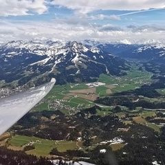 Verortung via Georeferenzierung der Kamera: Aufgenommen in der Nähe von Gemeinde Kirchdorf in Tirol, Österreich in 2000 Meter