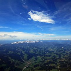 Flugwegposition um 12:30:37: Aufgenommen in der Nähe von Gemeinde Reichenfels, Reichenfels, Österreich in 2987 Meter