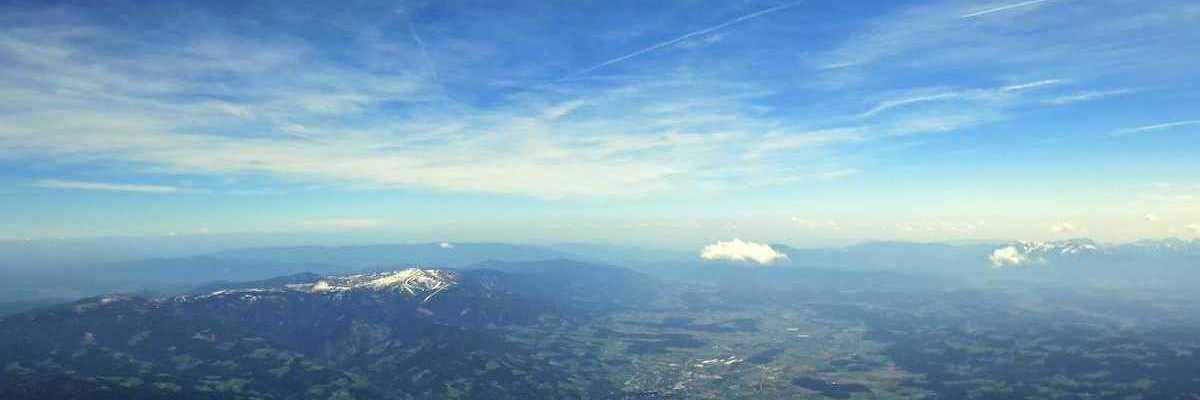 Flugwegposition um 12:46:09: Aufgenommen in der Nähe von Gemeinde Bad St. Leonhard im Lavanttal, Österreich in 3695 Meter