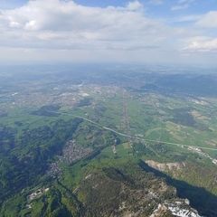 Flugwegposition um 15:14:31: Aufgenommen in der Nähe von Gemeinde Grödig, Österreich in 2471 Meter
