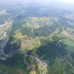 Verortung via Georeferenzierung der Kamera: Aufgenommen in der Nähe von Kelheim, Deutschland in 1900 Meter