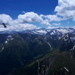 Flugwegposition um 11:30:04: Aufgenommen in der Nähe von Gemeinde Zederhaus, 5584, Österreich in 2390 Meter
