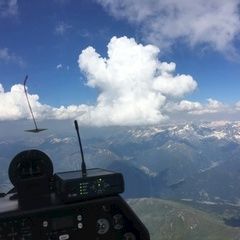 Flugwegposition um 14:53:02: Aufgenommen in der Nähe von Gemeinde Gschnitz, Österreich in 3987 Meter