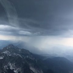 Flugwegposition um 12:17:15: Aufgenommen in der Nähe von Weißenbach an der Enns, Österreich in 2703 Meter