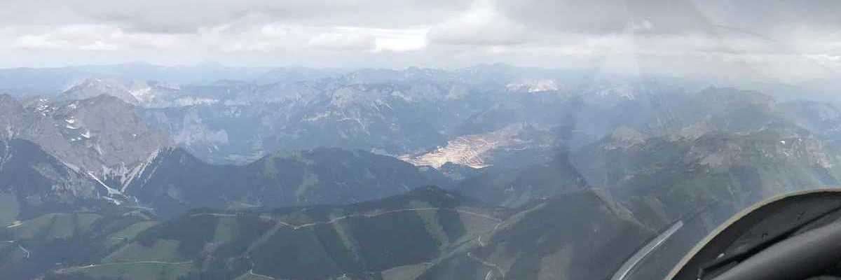 Flugwegposition um 11:47:28: Aufgenommen in der Nähe von Gemeinde Kalwang, 8775, Österreich in 2504 Meter