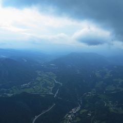 Flugwegposition um 17:50:17: Aufgenommen in der Nähe von Gemeinde Gloggnitz, Gloggnitz, Österreich in 2120 Meter