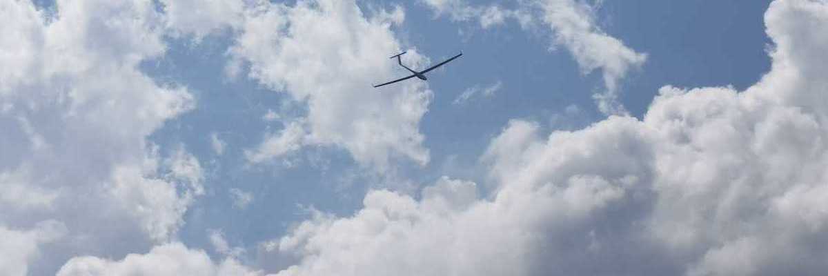 Flugwegposition um 12:36:55: Aufgenommen in der Nähe von 06059 Todi, Perugia, Italien in 1706 Meter