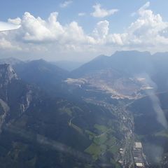 Flugwegposition um 12:17:13: Aufgenommen in der Nähe von Eisenerz, Österreich in 1893 Meter